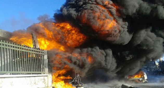 Rus savaş uçakları Azez`i bombaladı