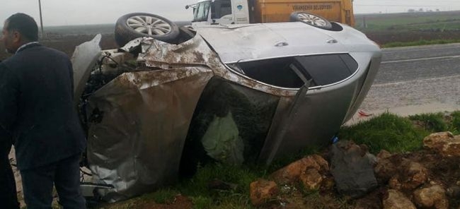 Milletvekili Ceylanpınar Yolunda Kaza Yaptı: 6 yaralı