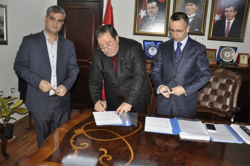 Siverek belediyesinde sözleşme sevinci