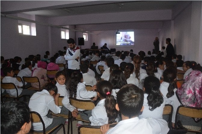 Siverek`te madde bağımlılığı ile mücadele semineri