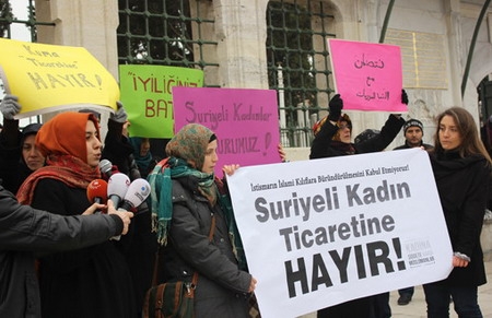 ??Suriyeli Kadın İstismarına İslami Kılıf Kabul Edilemez