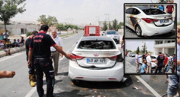 Urfa`da Seyir Halindeki Otomobil Alev Aldı